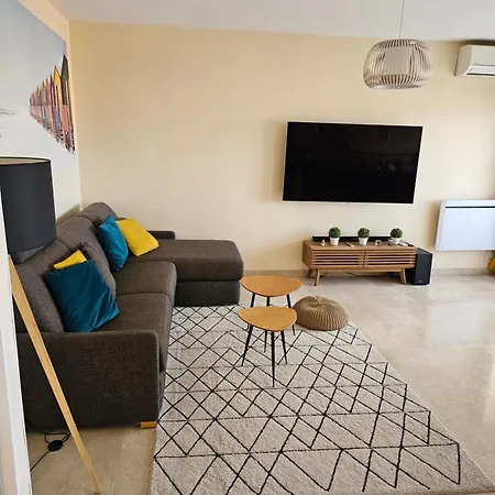 Antibes Appartement De Standing 45M2 Au Calme Proche Plage Et Centre-Ville-Wifi-Garage