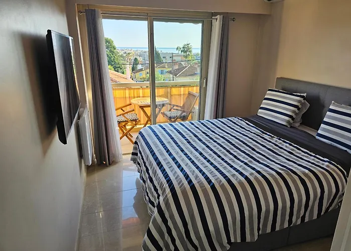 De Standing 45m2 Au Calme Proche Et Centre-ville-wifi-garage * Antibes